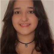 Doy clases de materias como matemáticas, lengua, catalán, biología… cualquier materia siempre que el nivel sea de primaria y eso